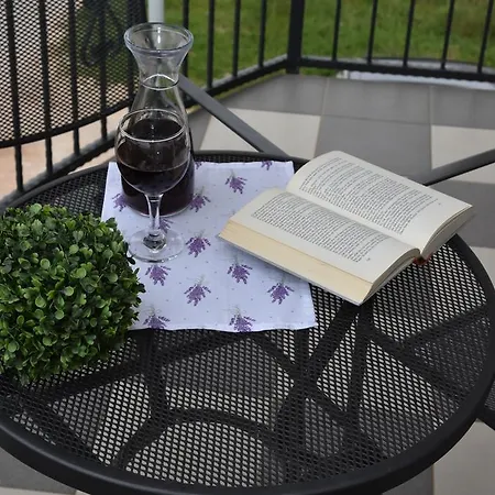 Lavendula Appartement *